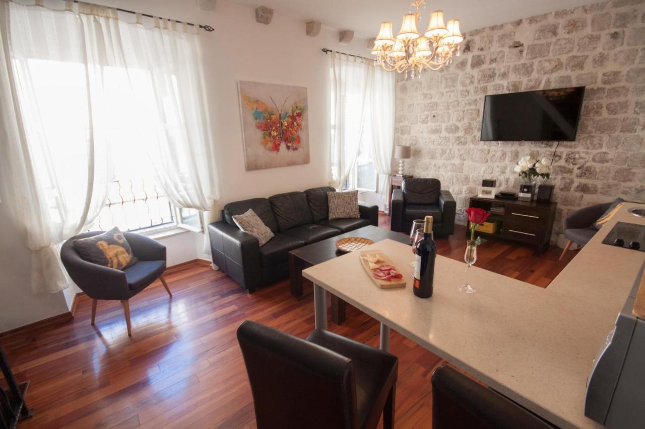 22 The Stradun * Ragusa